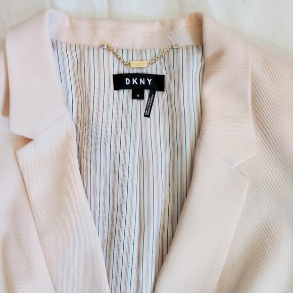 DKNY Blazer Oversized Sz 16 Soft Peach GOLD Buttons Long Jacket Avante Garde NEW - Picture 10 of 14